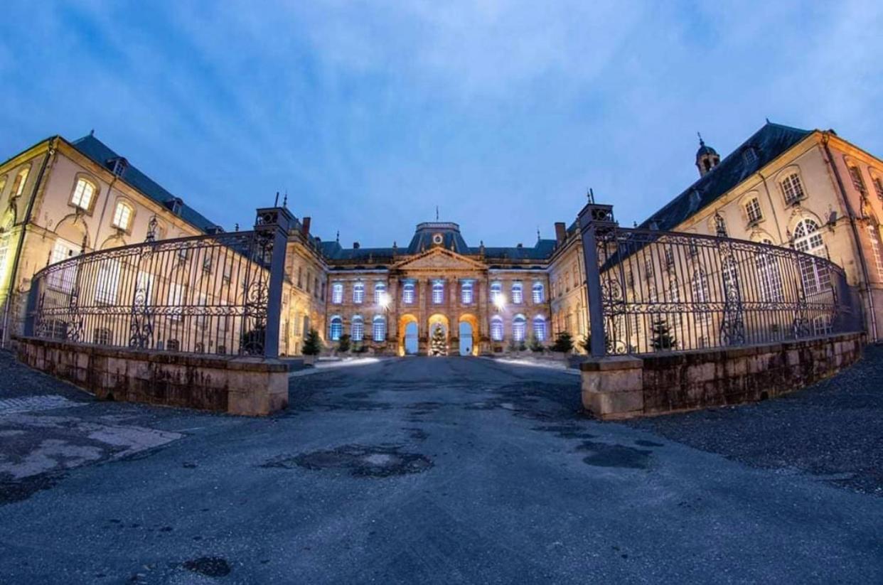 Chez Julien: Appartement Confort Plein Centre Lunéville Екстериор снимка